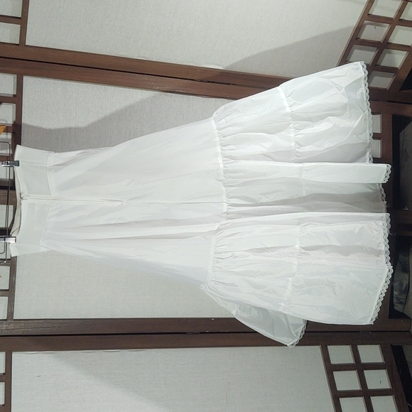 David’s Bridal Medium Fullness A-Line Wedding Slip Style#603 - Picture 4 of 7